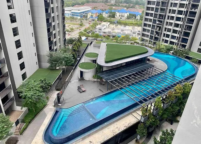 Stylish Nordic Suite, Pool View, Geo Bukit Rimau, Kota Kemuning